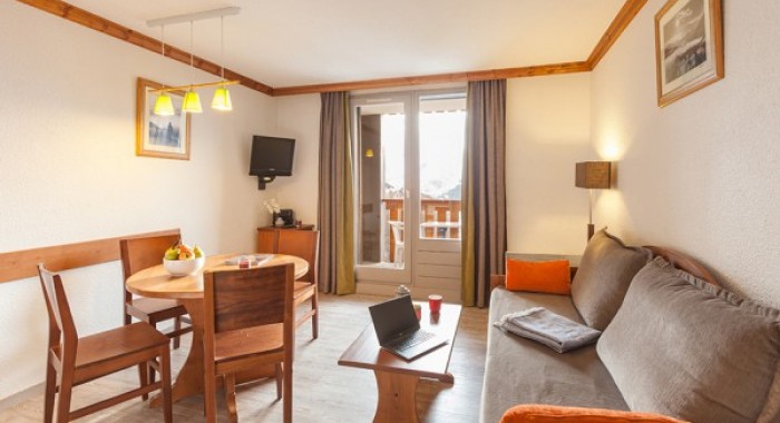Les Bergers Apartments, Alpe d'Huez ski chalet, image 2